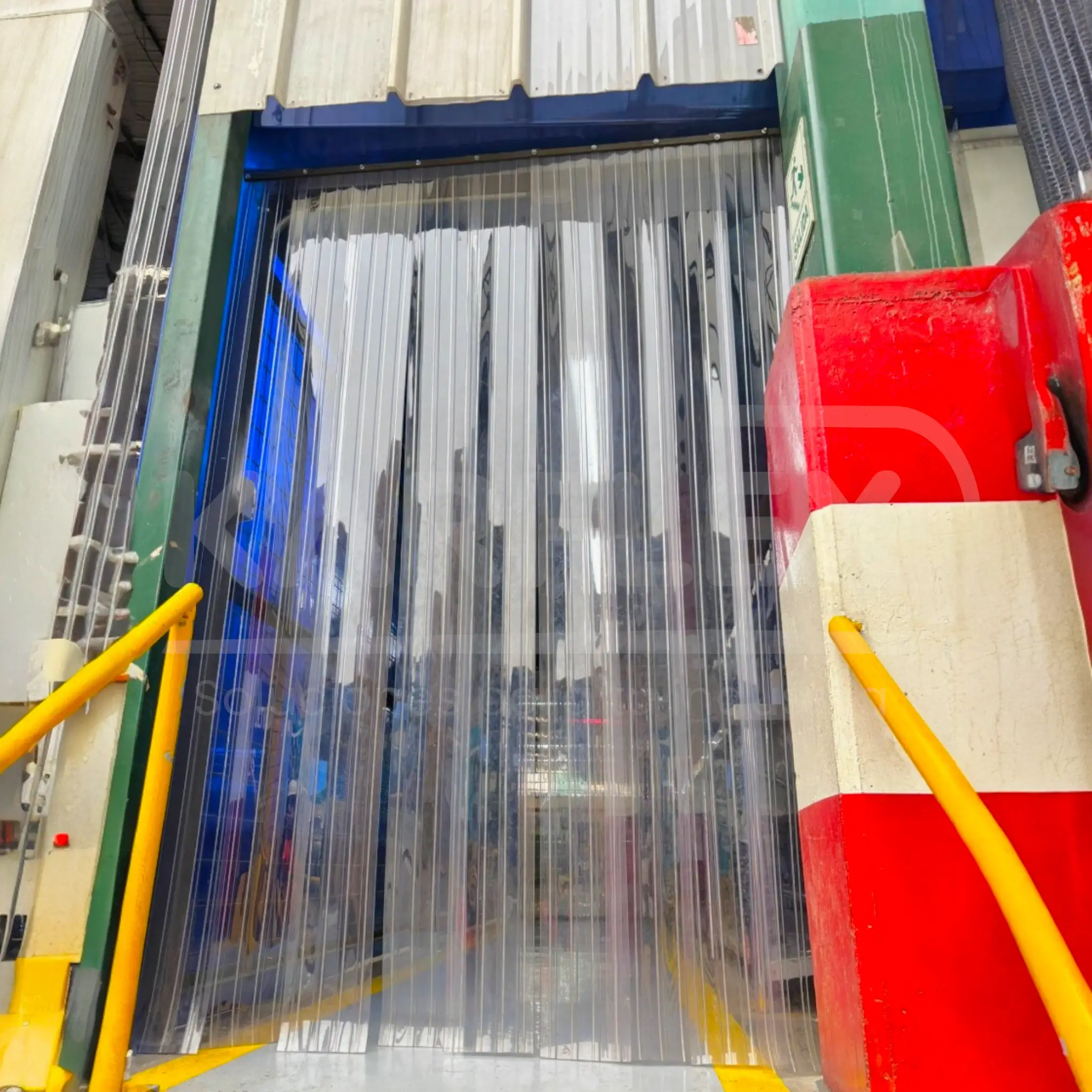 cortina industrial pvc ribeteada